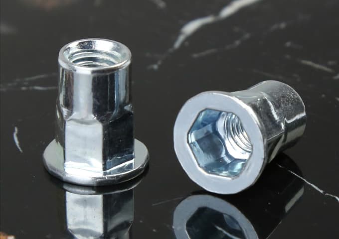 Flat Head Inner-Hex Body