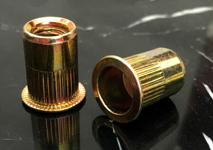 Flat Head Knurled Body-AVK