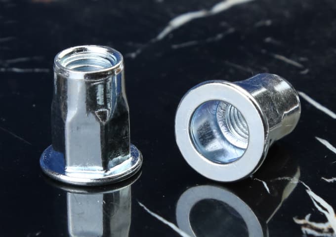 Flat Head Semi-Hex Body