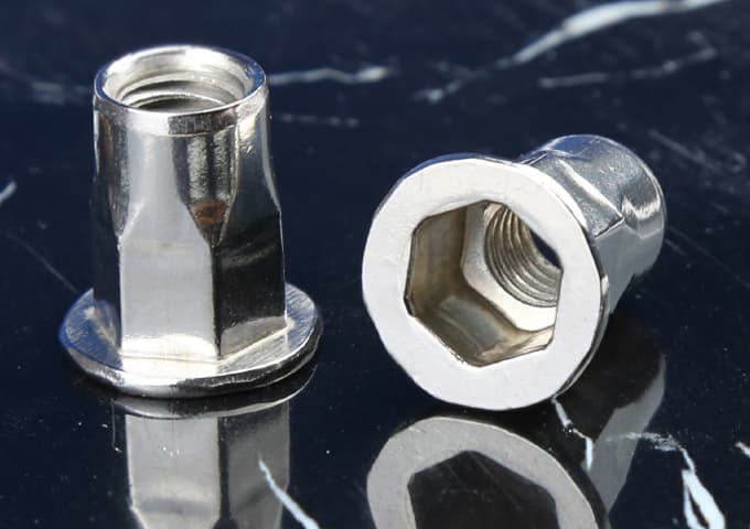 Stainless Steel Flat Head Inner-Hex Body