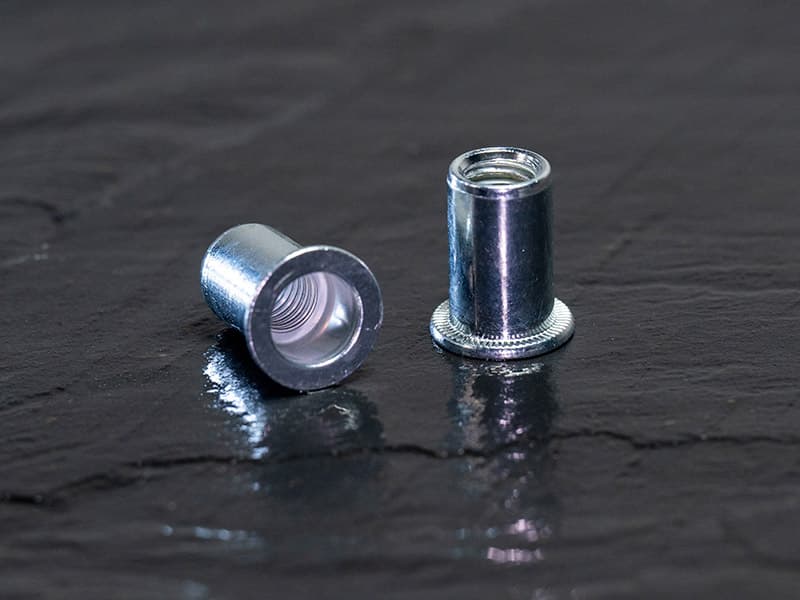 Rivet Nuts - DSC03035